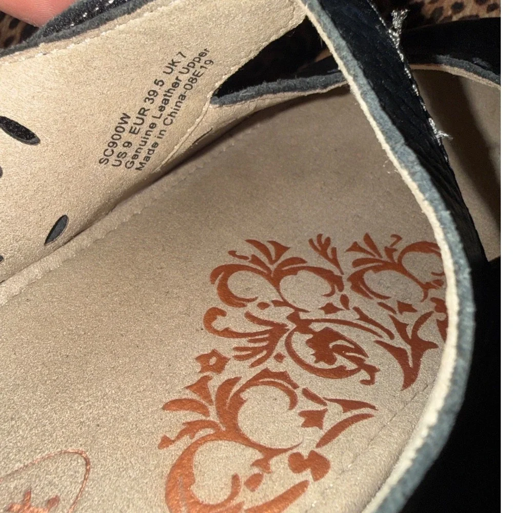 Aetrex Cheryl Black Leather Laser Cut Mary Jane Clog SC900W Womens 9 - Picture 5 of 5
